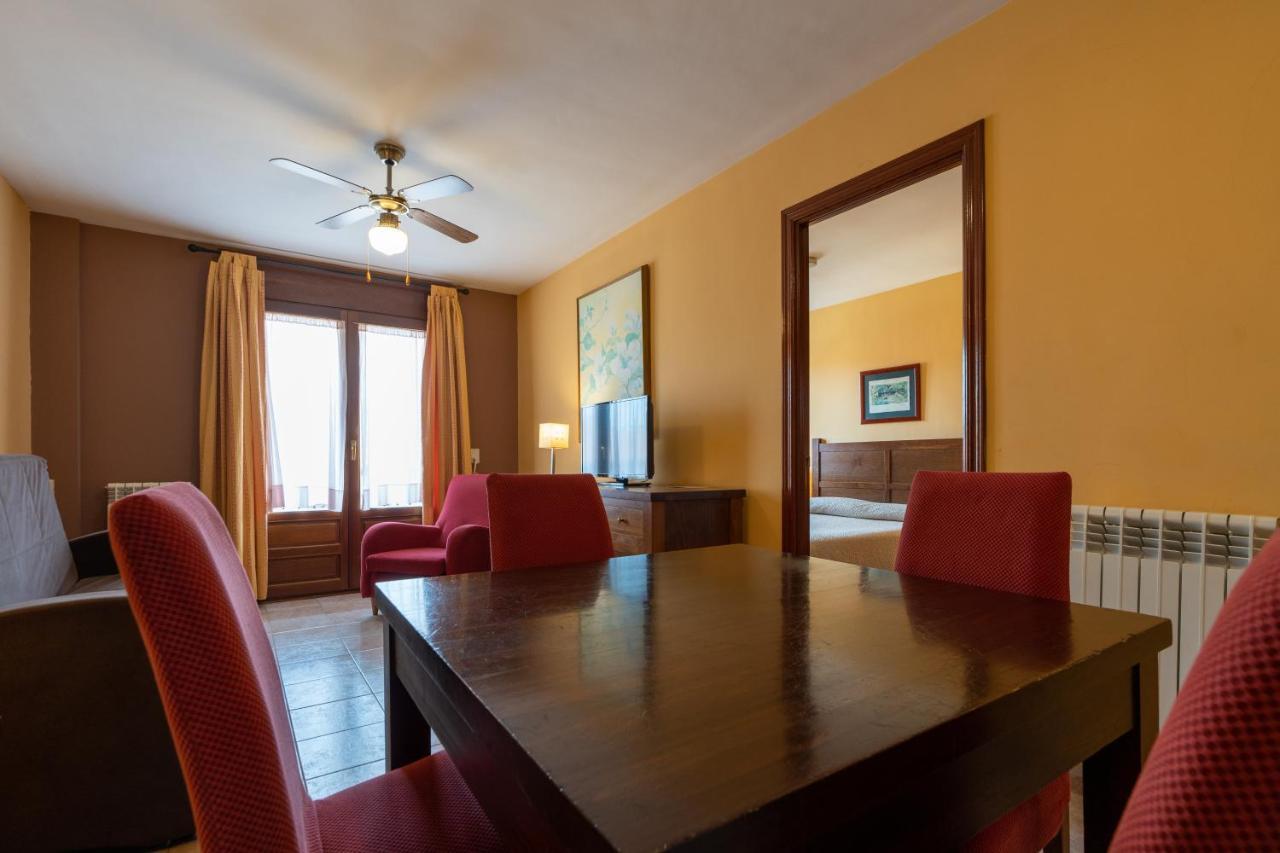 Apartamentos La Trufa Negra Мора-де-Рубьелос Экстерьер фото