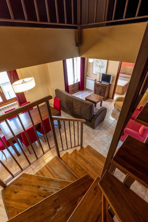 Apartamentos La Trufa Negra Мора-де-Рубьелос Экстерьер фото