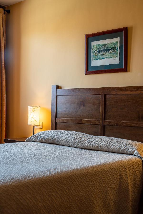 Apartamentos La Trufa Negra Мора-де-Рубьелос Экстерьер фото